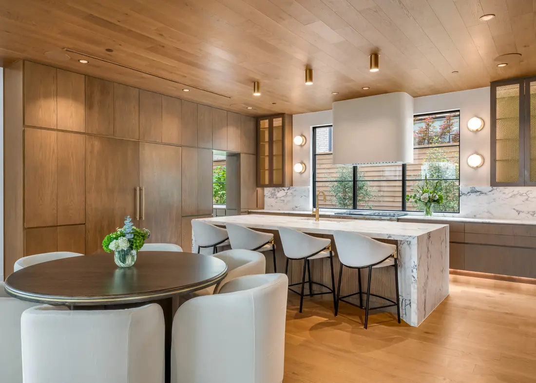 Villanova Drive custom home in Dallas by Shaw Building Group