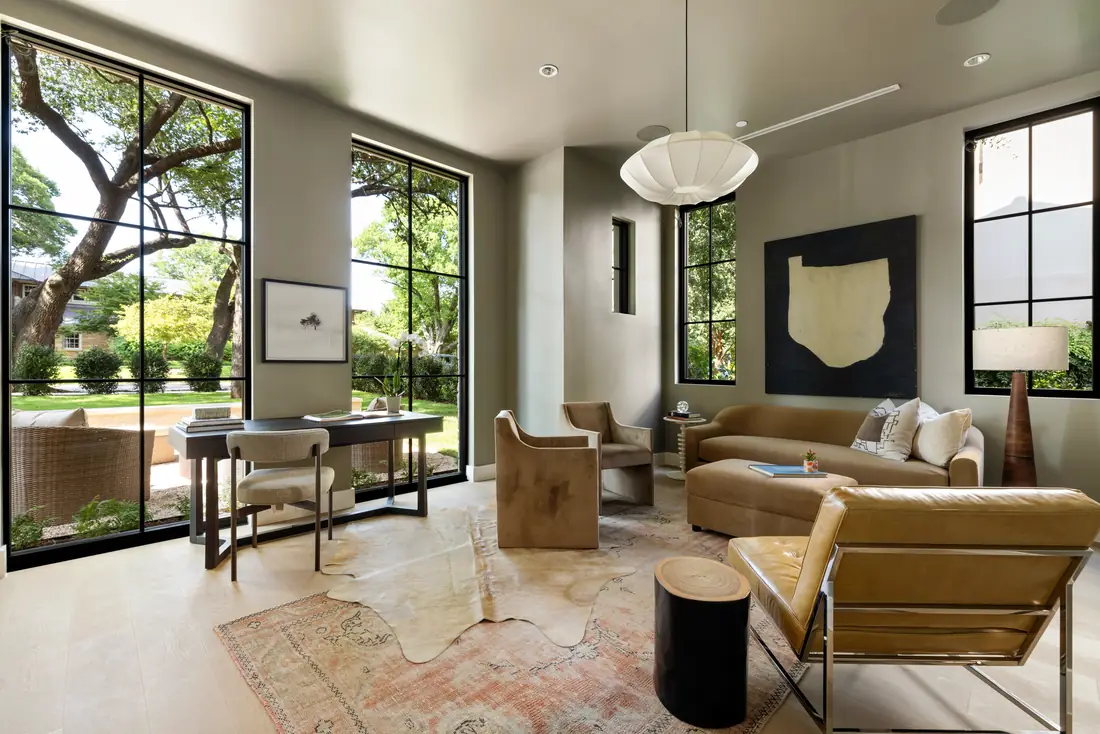 3233 Wentwood custom home in Dallas by Shaw Building Group