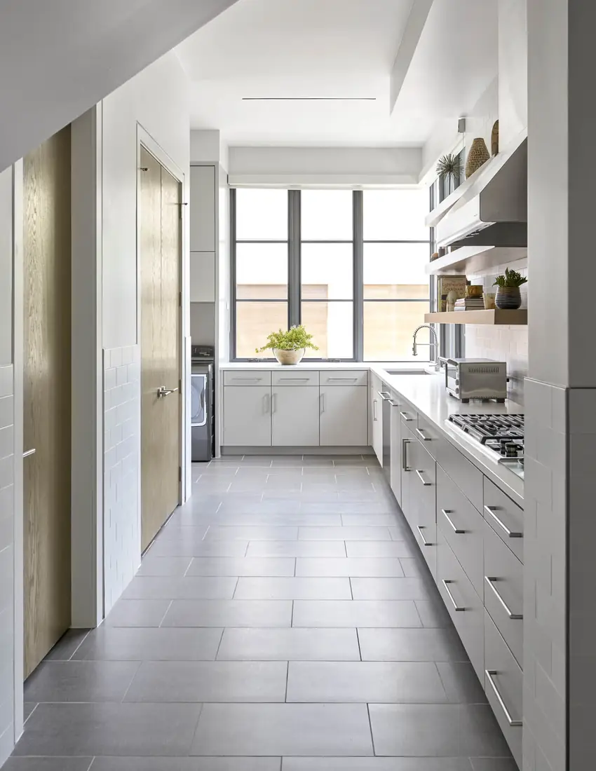 Woodland Drive custom home in Dallas by Shaw Building Group